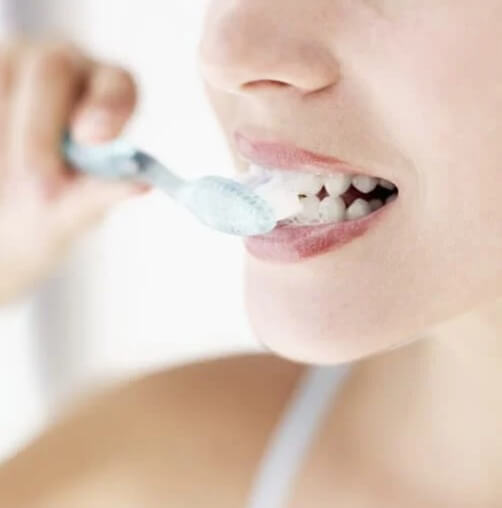 A fogmosás nem csak a szép mosoly miatt fontos – Ezt sokan elfelejtik